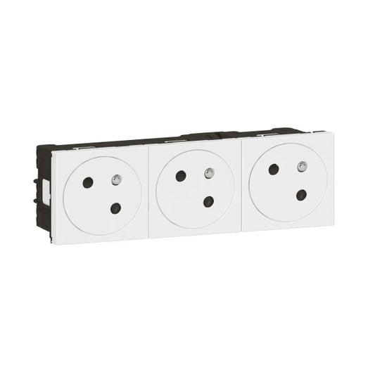 LEGRAND - Prise de courant 3x2P+tT mosaic blanc surface  - 45x45 clippage direct goulotte Mosaic - Réf. Fab.: 077143L