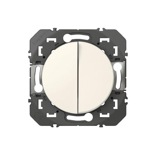 LEGRAND - Double interrupteur ou va - et - vient dooxie 10ax 250v~ finition blanc - Réf. Fab.: 600002