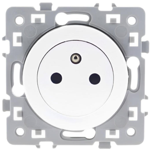 EUR'OHM - Square Prise de courant 2P+T affleurante blanc - Réf. Fab.: 60239
