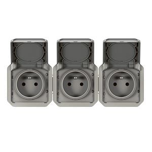 LEGRAND - Prise de courant 3x2P+T horizontale Plexo composable gris - Réf. Fab.: 069564L
