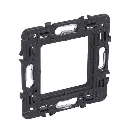 LEGRAND - Lot de 100 supports universels Batibox 2 modules pour 1 poste référence 080251 - Réf. Fab.: 080209