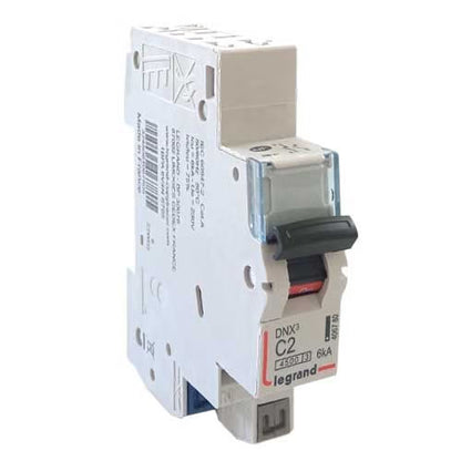 LEGRAND DNX3 -  Disjoncteur phase+neutre dnx³4500 6ka arrivée et sortie borne automatique - 1P+N 230V~ 2A courbe c - 1 module - Réf. fab.:406780