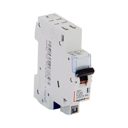 LEGRAND - Disjoncteur phase+neutre dnx³4500 6ka arrivée et sortie borne automatique - 1p+n 230v~ 20a courbe c - 1 module - Réf. fab.: 406784
