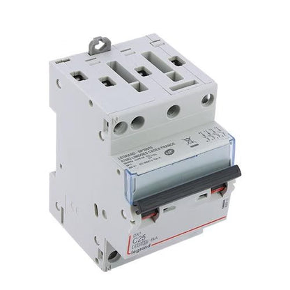 LEGRAND - Disjoncteur dnx³4500 6ka arrivée et sortie borne à vis - tétrapolaire 400v~ 25a courbe c - 3 modules - Réf. fab.: 406912